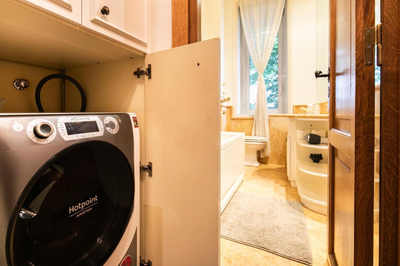 Klimt - Jacuzzi 5 Star - Luxury Design Apartment Milan Extérieur photo